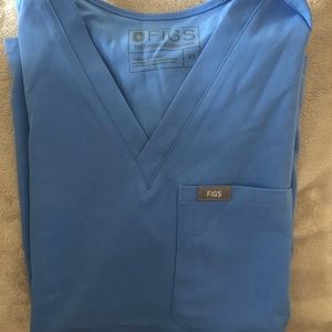Figs women’s scrub top